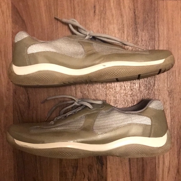 Prada Grey patent leather low sneaker. Size 12 - Picture 7 of 8